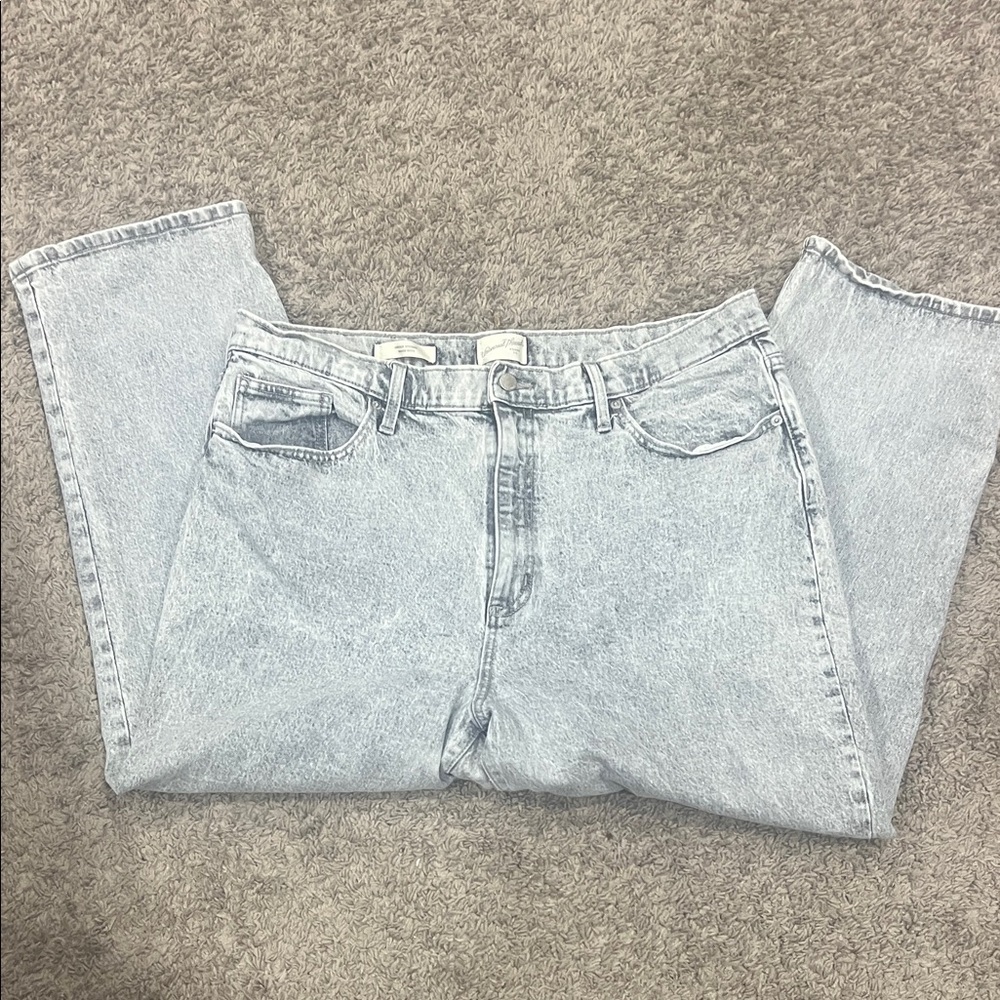 Universal Thread Light Blue Denim Jeans